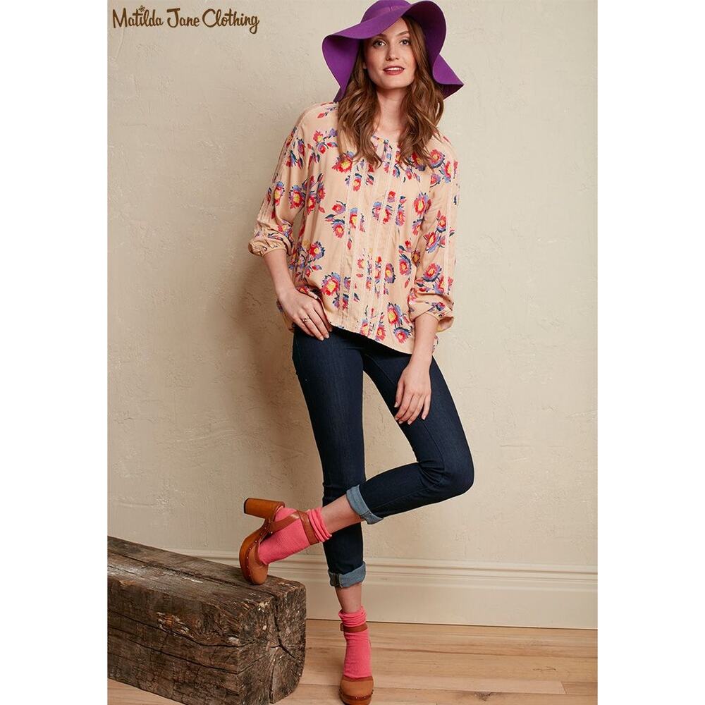 Matilda Jane Woman's Medium Kaia Floral Tan Peasant Top Boho Long Sleeve Blouse